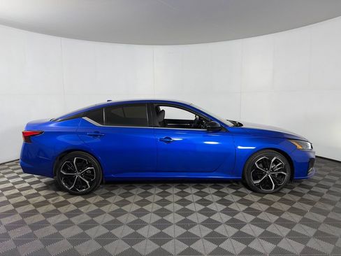 Used 2025 Nissan Altima 2.5 SR image 4