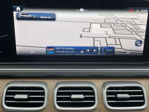 Certified 2025 Mercedes-Benz GLS 450 4MATIC image 27