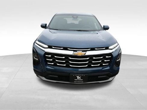 Used 2026 Chevrolet Equinox LT w/ Convenience Package II AWD/4WD image 11