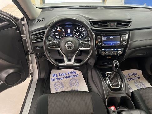 Used 2018 Nissan Rogue SV AWD/4WD image 26