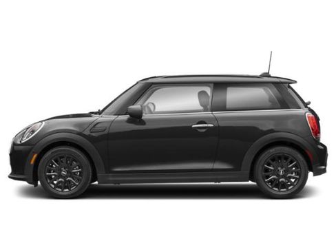 Used 2024 MINI Cooper 2-Door Hardtop image 3