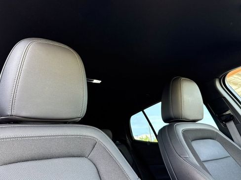 Used 2025 Chevrolet Equinox EV LT w/ Convenience Package image 26