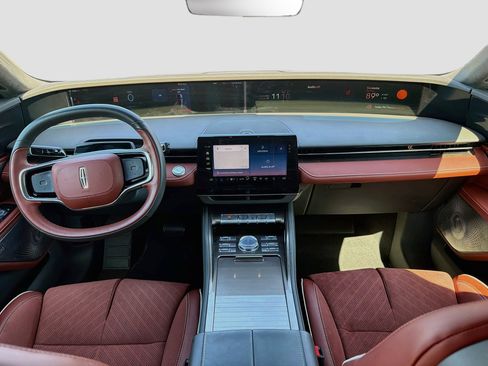 Used 2024 Lincoln Nautilus Black Label w/ Jet Appearance Package (87T) AWD/4WD image 17
