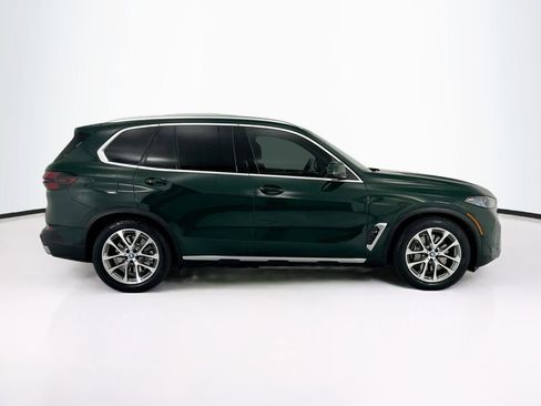 Certified 2024 BMW X5 xDrive50e w/ Premium Package AWD/4WD image 4