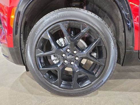 Used 2024 Chevrolet Traverse RS AWD/4WD image 7