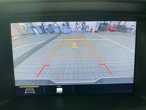 Certified 2022 Chevrolet Colorado Z71 w/ Safety Package image 3