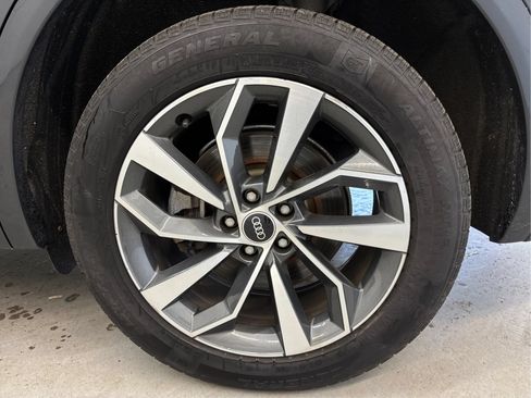 Used 2021 Audi Q5 2.0T Premium Plus w/ Premium Plus Package AWD/4WD image 30