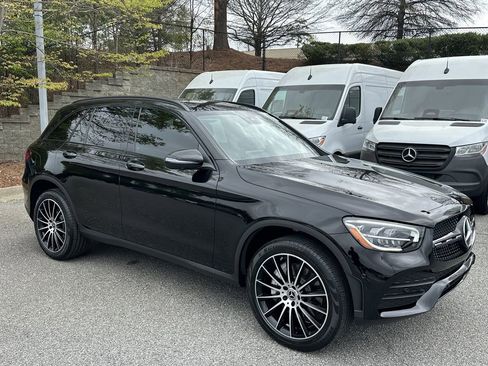 Certified 2022 Mercedes-Benz GLC 300 image 2