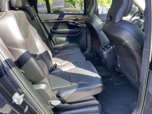 Used 2019 Volvo XC90 T5 Momentum w/ Protection Package Premier AWD/4WD image 21