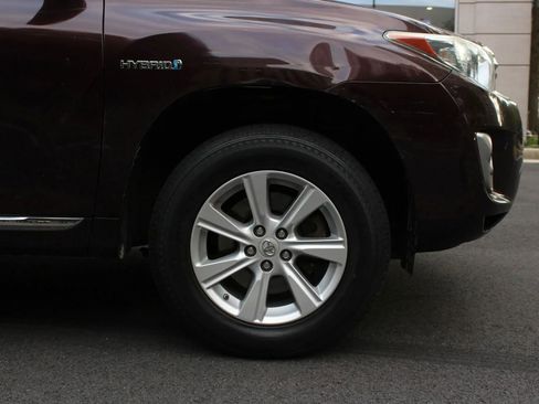 Used 2013 Toyota Highlander 4WD Hybrid image 4