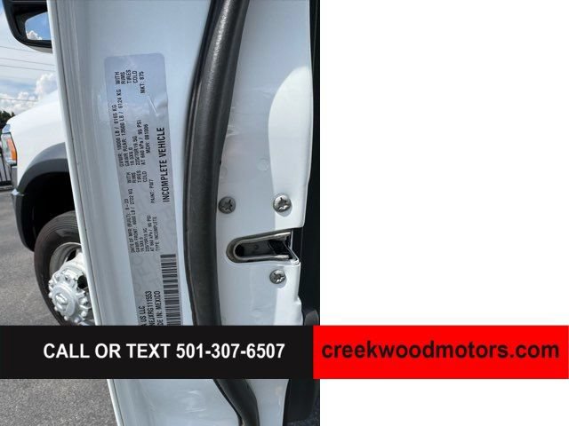 Used 2024 RAM 5500 Tradesman w/ Chrome Appearance Group AWD/4WD image 19