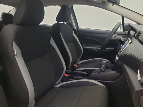 Used 2025 Nissan Versa S w/ Trunk Package image 21