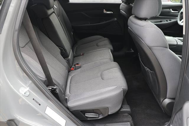 Used 2023 Hyundai Santa Fe SEL AWD/4WD image 25