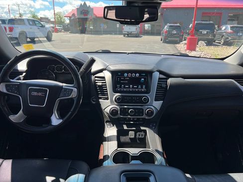 Used 2019 GMC Yukon XL SLT AWD/4WD image 27