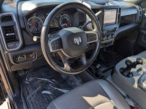 Used 2024 RAM 2500 Tradesman w/ Chrome Appearance Group AWD/4WD image 2