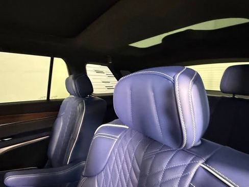 New 2026 Cadillac Vistiq Premium Luxury AWD/4WD image 28