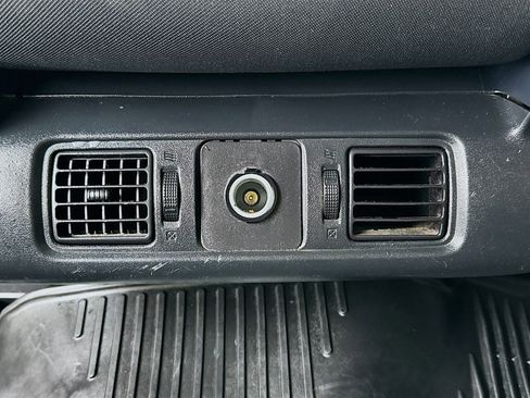 Used 2019 Toyota Tundra SR5 image 16