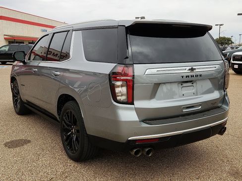 Used 2024 Chevrolet Tahoe High Country image 3