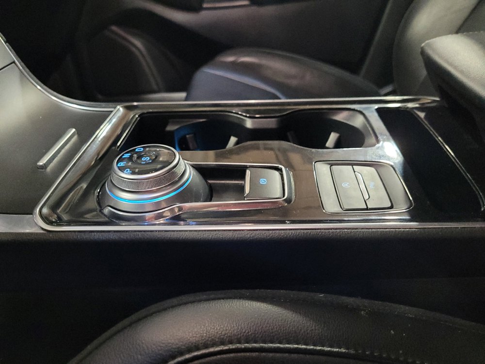 Used 2020 Ford Edge Titanium AWD/4WD image 26