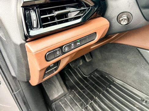 Used 2022 Acura MDX SH-AWD w/ Technology Package image 13