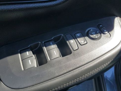 Certified 2026 Honda HR-V LX image 20