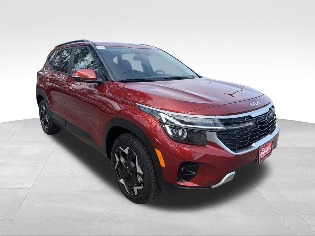 Used 2025 Kia Seltos S AWD/4WD image 9