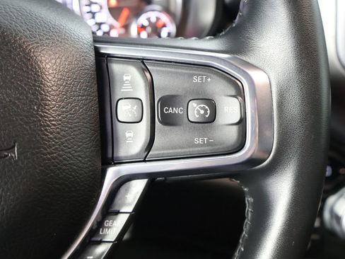 Used 2024 RAM 1500 Laramie AWD/4WD image 33