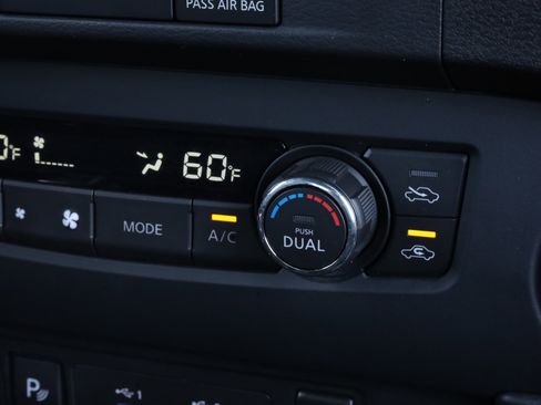 Used 2023 Nissan Frontier Pro-X w/ Technology Package image 8