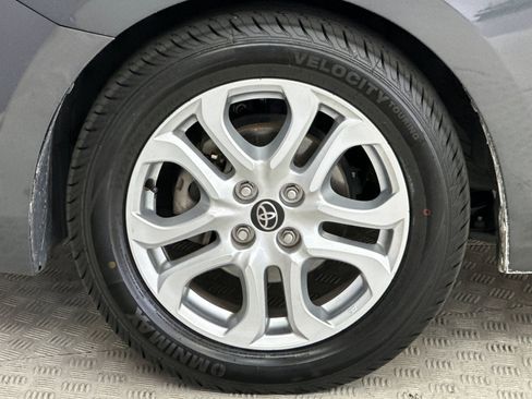 Used 2017 Toyota Yaris iA FWD image 12