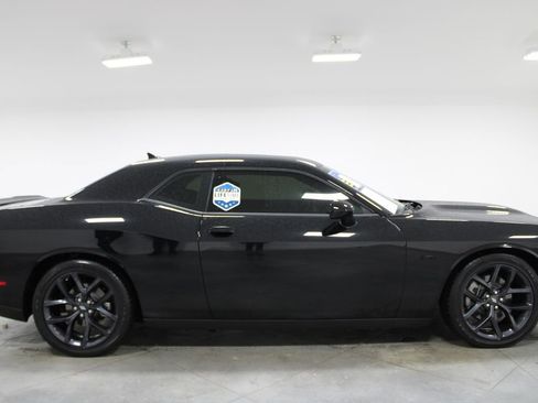 Used 2023 Dodge Challenger R/T w/ Blacktop Package image 11