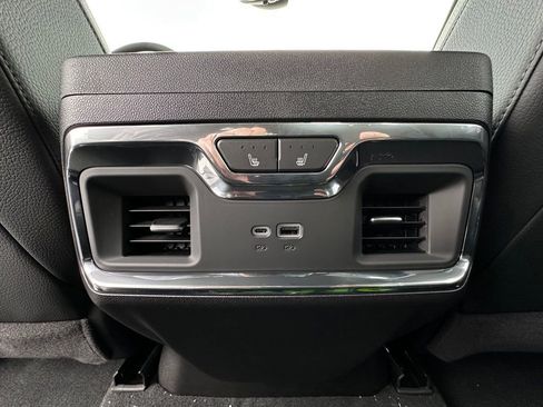 New 2026 GMC Sierra 2500 Denali w/ Denali Reserve Package AWD/4WD image 22