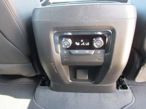 New 2025 Chevrolet Suburban Premier w/ Sun And Tow Package image 26