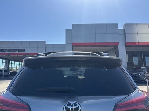Used 2017 Toyota RAV4 LE w/ Carpet Mat Package FWD image 5