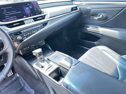 Used 2019 Lexus ES 350 F Sport w/ Accessory Package 2 FWD image 19