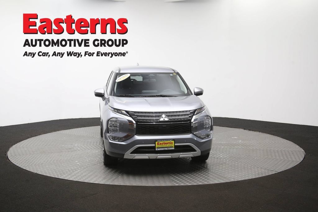 Used 2024 Mitsubishi Outlander SE AWD/4WD image 54