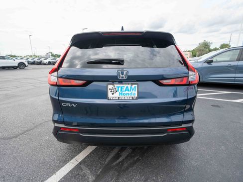 Used 2024 Honda CR-V EX image 5