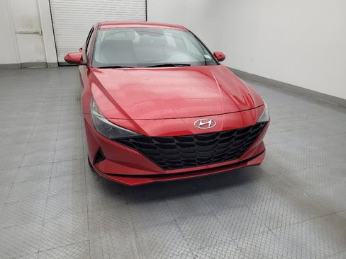 Used 2023 Hyundai Elantra SEL FWD image 14