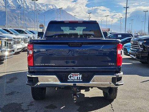 Used 2021 Chevrolet Silverado 2500 LTZ w/ Z71 Off-Road Package image 4