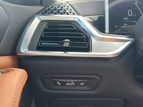 New 2026 BMW X5 sDrive40i w/ M Sport Package image 26