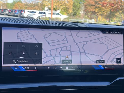 Certified 2025 BMW 530i 530i w/ Premium Package image 5