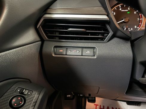 Used 2025 Nissan Altima 2.5 SV FWD image 19