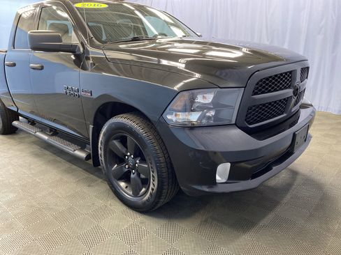Used 2016 RAM 1500 Express w/ Black Ram 1500 Express Group image 43
