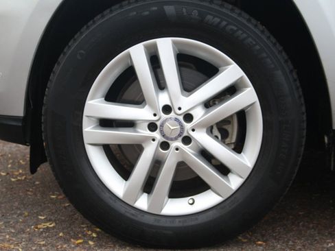 Used 2015 Mercedes-Benz GL 450 4MATIC image 33