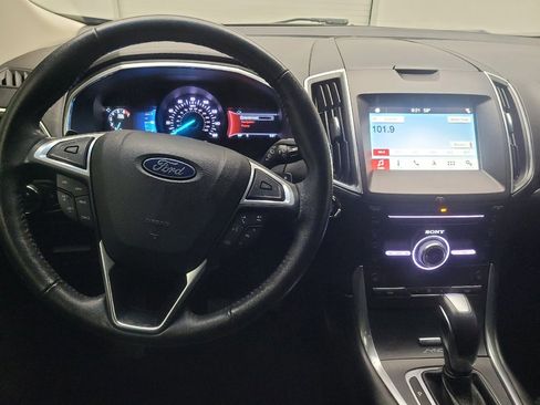 Used 2017 Ford Edge Titanium w/ Technology Package image 22
