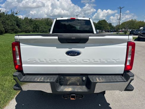 Used 2023 Ford F250 XL w/ Snow Plow Prep Package AWD/4WD image 11
