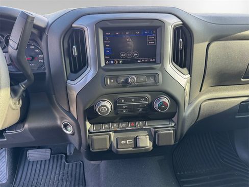 Used 2024 Chevrolet Silverado 1500 Custom w/ Turbomax Blackout Package image 11