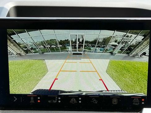 Used 2025 Chevrolet Silverado 1500 LTZ w/ LTZ Premium Package image 6