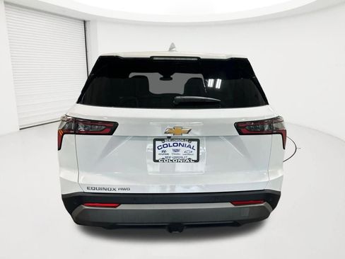Used 2026 Chevrolet Equinox LT AWD/4WD image 6