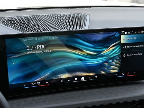 New 2026 BMW 330i Sedan w/ Convenience Package image 29