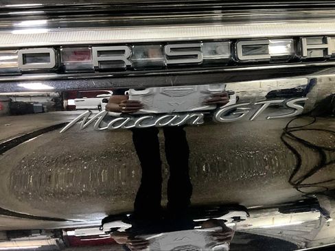 Used 2024 Porsche Macan GTS image 30